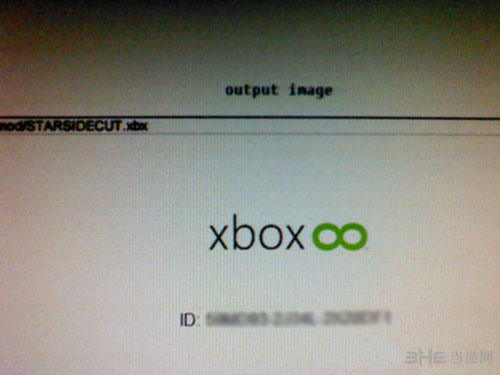 疑似“Xbox∞”实机开机照片