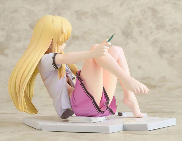 樱花庄的宠物女孩椎名真白手办展 超短裙的诱惑_当游网