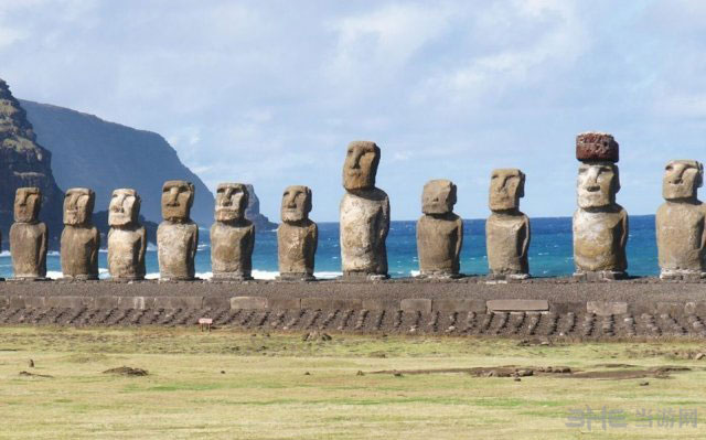 文化古迹复活节岛石像——智利