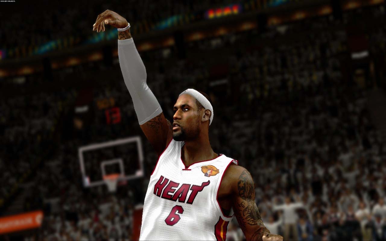 NBA2k14高清游戏壁纸 灌篮姿势帅气十足