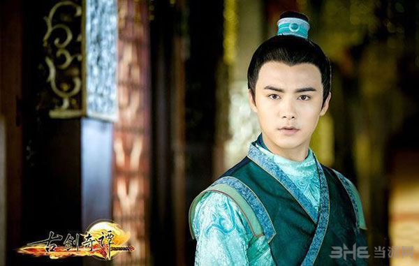 <em>古剑奇谭马天宇女装</em>获最美女主之称 妖艳妆容