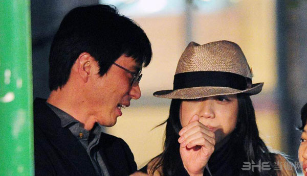 汤唯结婚情定晚秋导演金泰勇 女神变思密达你