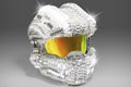 亮瞎双眼 《光环5：守护者》头盔镶2.5万枚施华洛世奇水晶