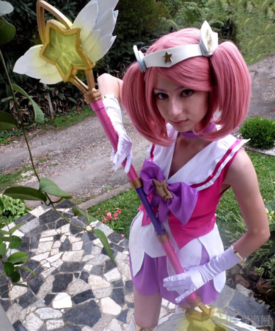 LOL魔法少女拉克丝cos 如梦如画让人着迷-神级