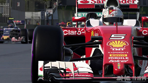 F12016游戏截图6