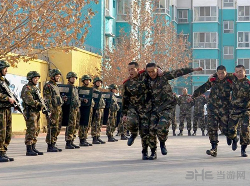 《CS》进新疆边防总队缓解压力 一辈子的兄弟4