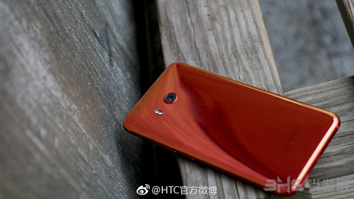 HTC U11火炽红图片9