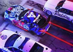 极品飞车不羁剧情模式怎么自由漫游